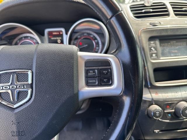 Photo of 2020 Pitch Black Clearcoat Dodge Journey