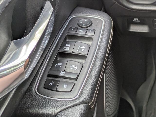 Photo of 2023 Bright White Clearcoat RAM 1500