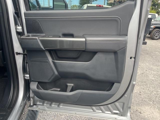 Photo of 2023 Iconic Silver Metallic Ford F-150