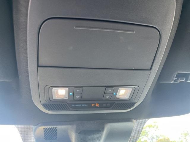 Photo of 2023 Iconic Silver Metallic Ford F-150