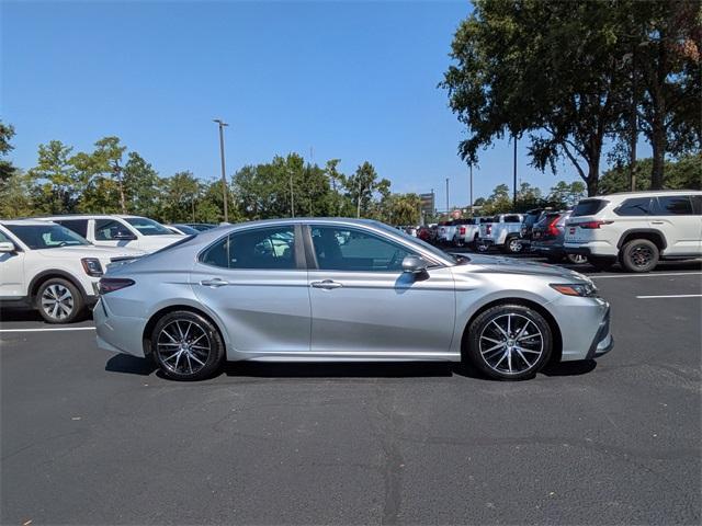 Photo of 2023 Celestial Silver Metallic Toyota Camry