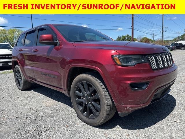 Photo of 2020 Velvet Red Pearlcoat Jeep Grand Cherokee