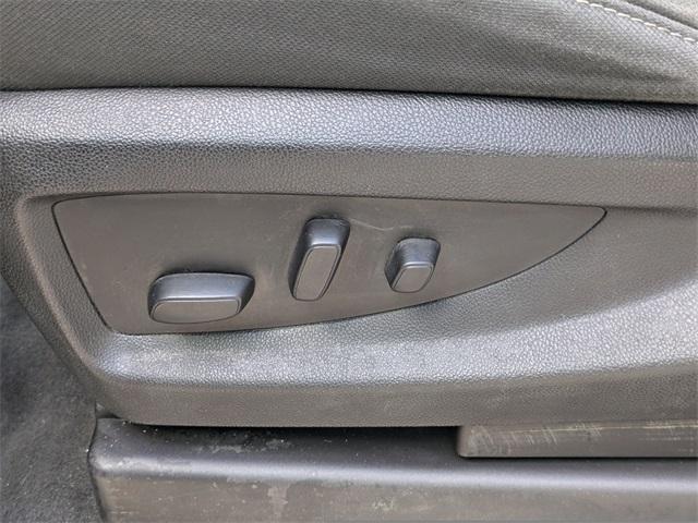 Photo of 2018 Iridescent Pearl Tricoat Chevrolet Silverado 1500