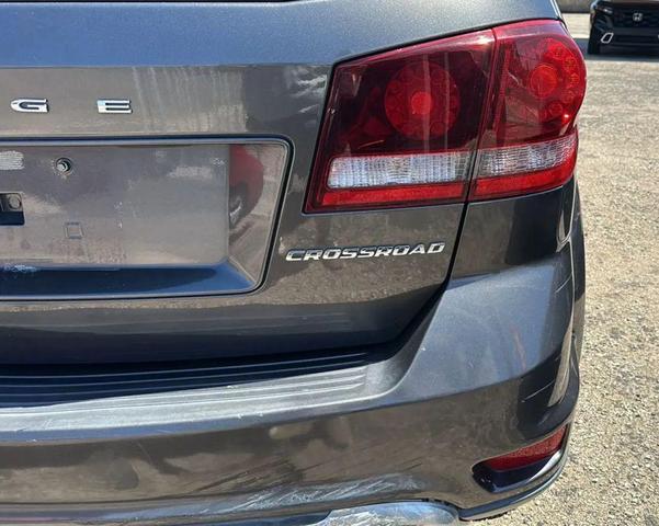 Photo of 2016 Silver Dodge Journey