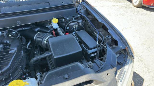 Photo of 2016 Silver Dodge Journey