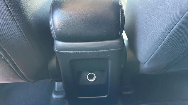 Photo of 2016 Silver Dodge Journey