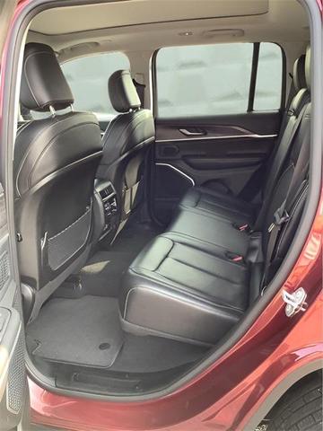 Photo of 2022 Velvet Red Pearlcoat Jeep Grand Cherokee