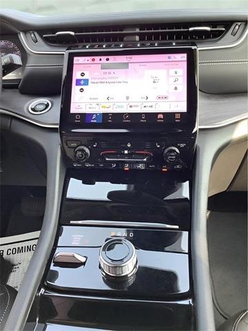 Photo of 2022 Velvet Red Pearlcoat Jeep Grand Cherokee