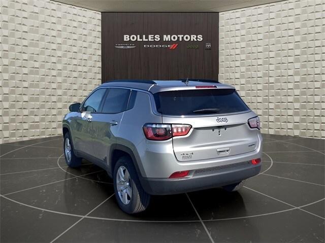 Photo of 2022 Billet Silver Metallic Clearcoat Jeep Compass