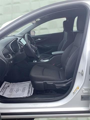 Photo of 2022 Summit White Chevrolet Malibu