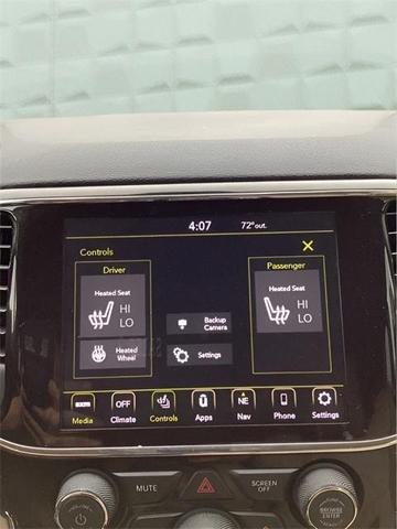 Photo of 2022 Bright White Clearcoat Jeep Grand Cherokee WK