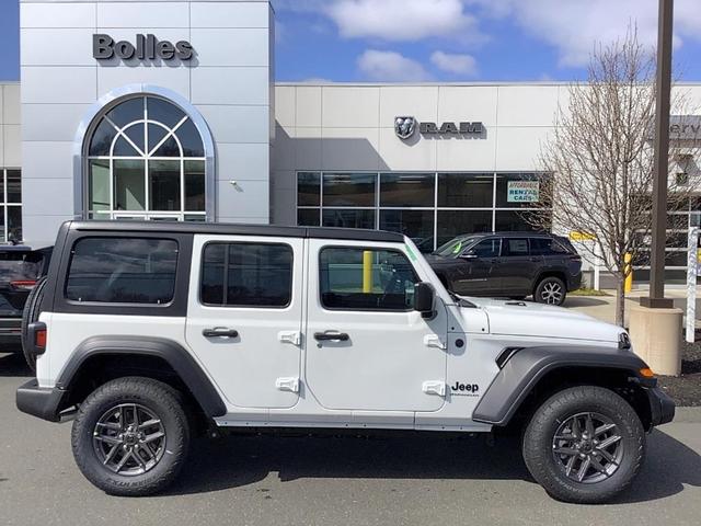 Photo of 2025 Bright White Jeep Wrangler