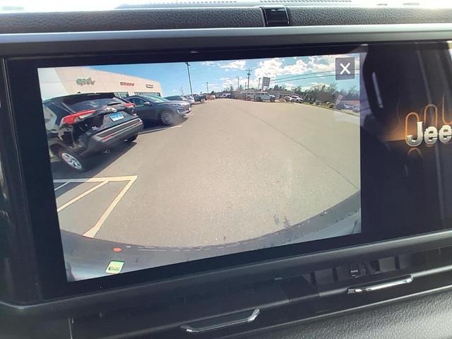 Photo of 2025 Bright White Jeep Wrangler