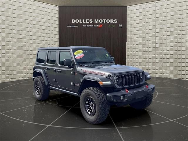 Photo of 2024 Granite Crystal Clearcoat Metallic Jeep Wrangler