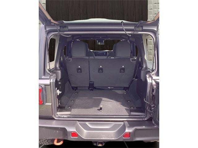 Photo of 2024 Granite Crystal Clearcoat Metallic Jeep Wrangler