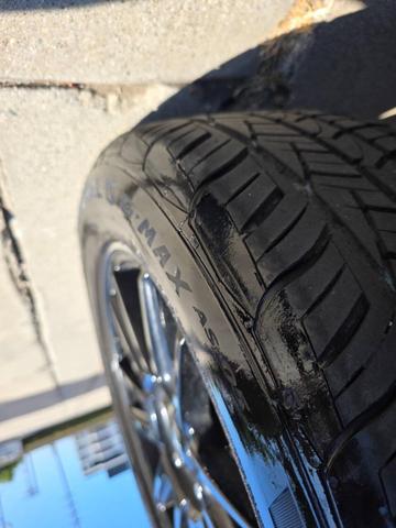 Photo of 2016 Shadow Black Ford Escape