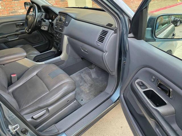 Photo of 2005 Sage Brush Pearl Honda Pilot