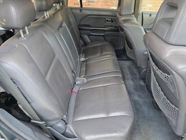Photo of 2005 Sage Brush Pearl Honda Pilot