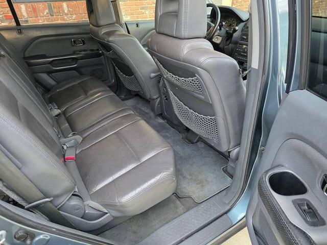 Photo of 2005 Sage Brush Pearl Honda Pilot