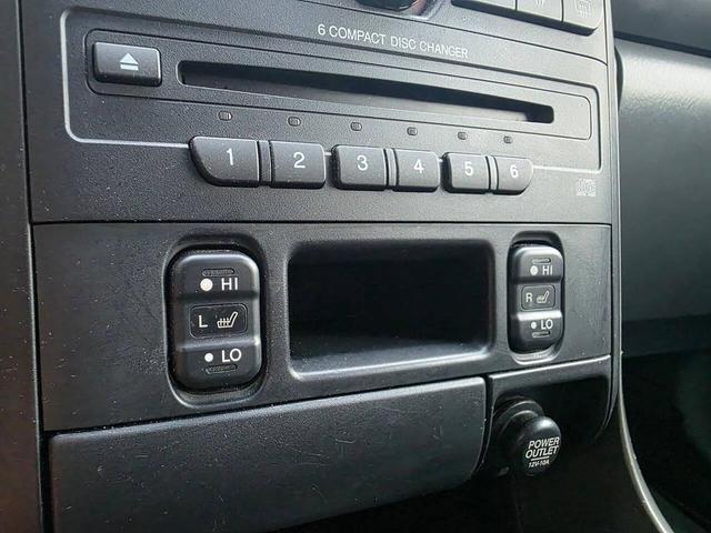 Photo of 2005 Sage Brush Pearl Honda Pilot
