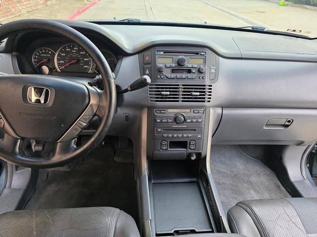 Photo of 2005 Sage Brush Pearl Honda Pilot