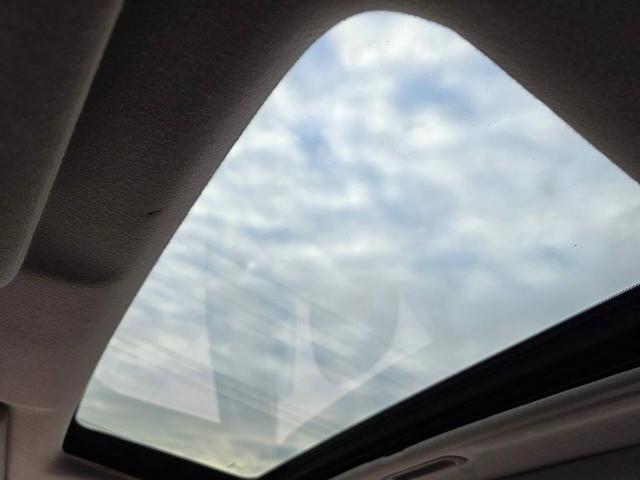 Photo of 2005 Sage Brush Pearl Honda Pilot