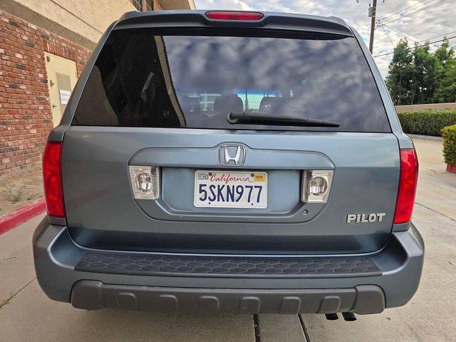 Photo of 2005 Sage Brush Pearl Honda Pilot