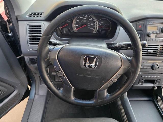 Photo of 2005 Sage Brush Pearl Honda Pilot