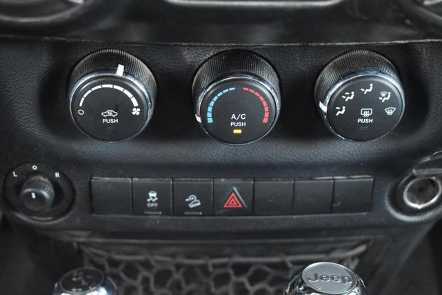 Photo of 2017 Chief Clearcoat Jeep Wrangler