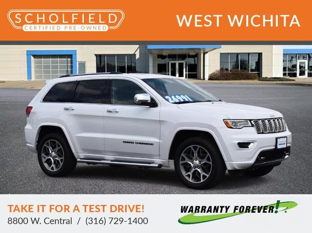 Photo of 2019 Ivory Jeep Grand Cherokee