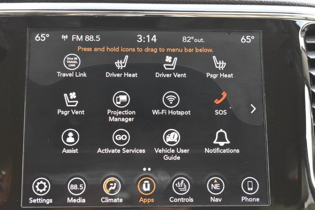 Photo of 2019 Ivory Jeep Grand Cherokee