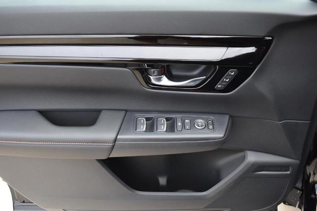 Photo of 2026 Crystal Black Pearl Honda CR-V Hybrid