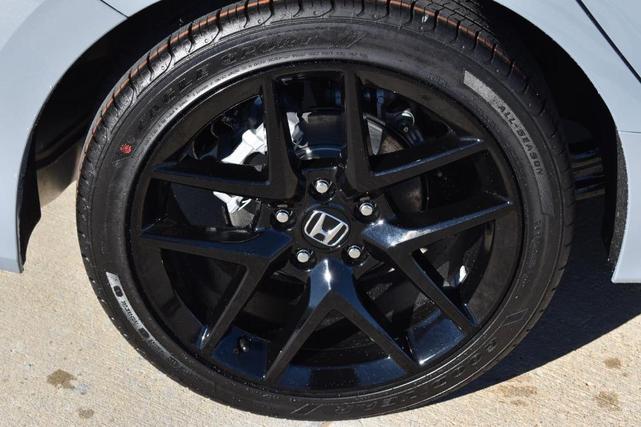 Photo of 2025 Urban Gray Pearl Honda Civic