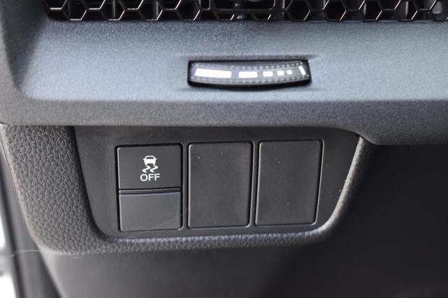 Photo of 2025 Platinum Honda CR-V Hybrid