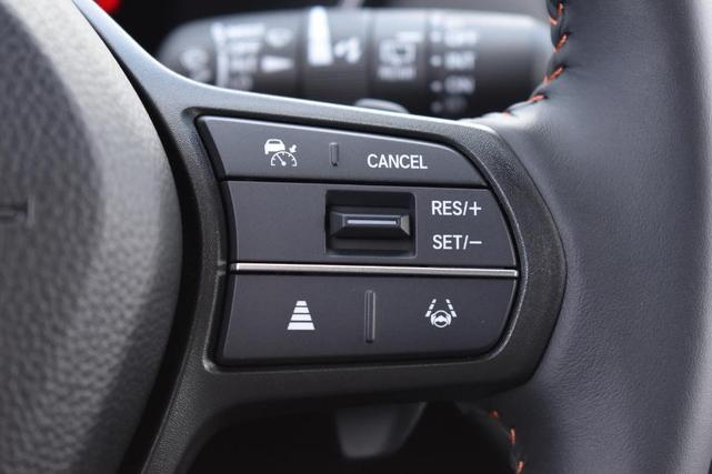 Photo of 2025 Platinum Honda CR-V Hybrid