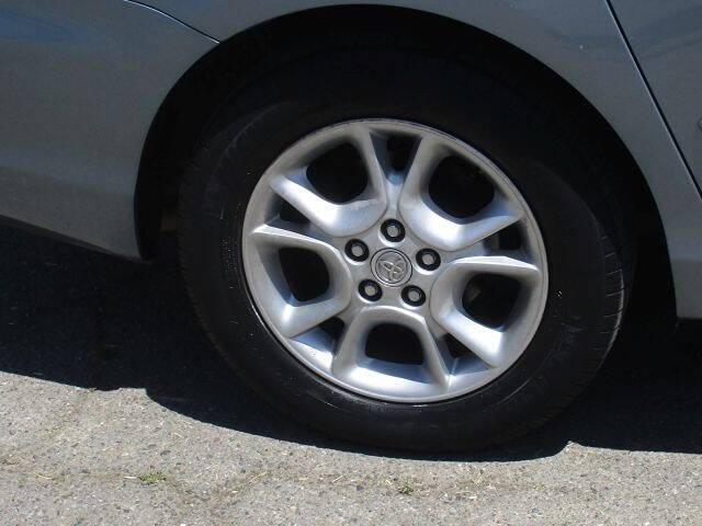 Photo of 2004 Blue Mirage Metallic Toyota Sienna