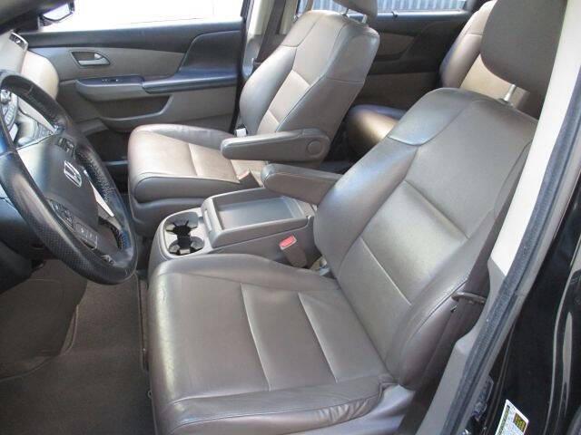 Photo of 2012 Crystal Black Pearl Honda Odyssey