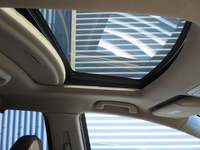 Photo of 2012 Crystal Black Pearl Honda Odyssey