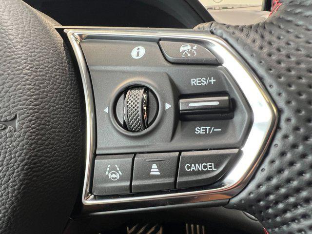 Photo of 2025 PLAT WHT PEARL Acura RDX