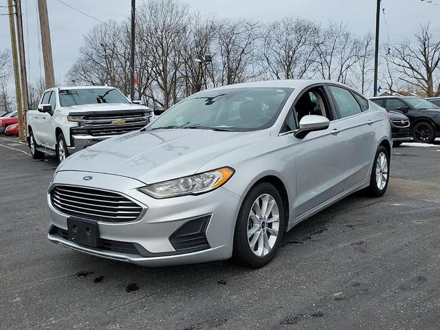 Photo of 2019 Silver Ford Fusion