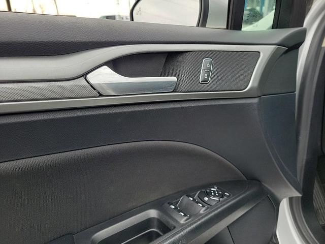 Photo of 2019 Silver Ford Fusion