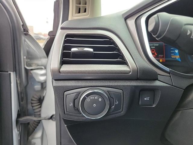 Photo of 2019 Silver Ford Fusion