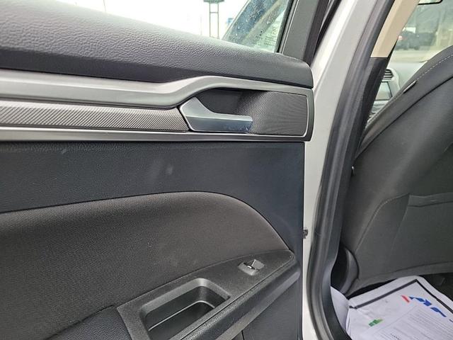 Photo of 2019 Silver Ford Fusion