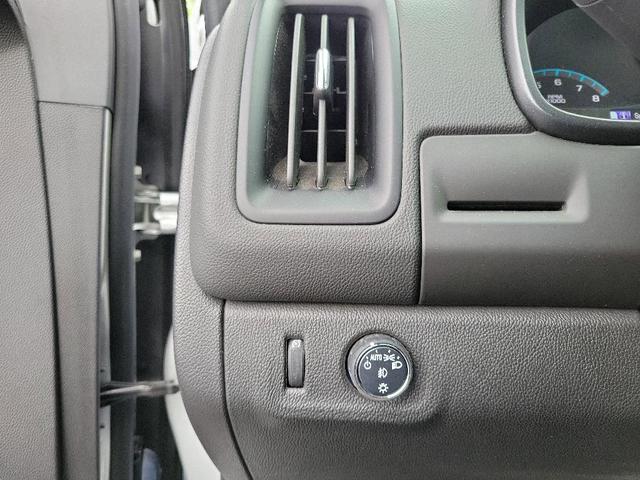Photo of 2018 Gray Chevrolet Colorado