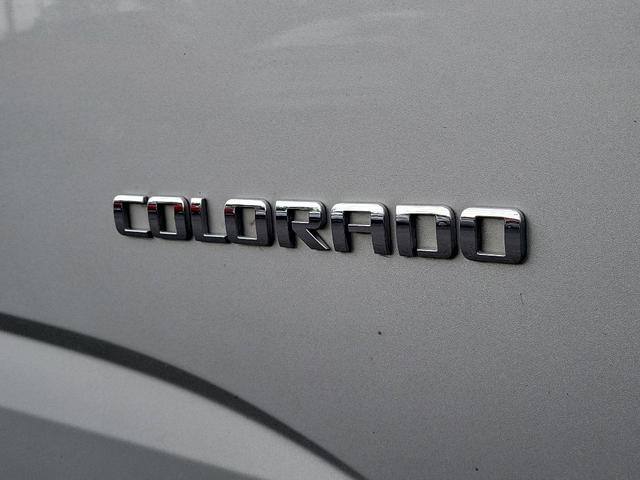 Photo of 2018 Gray Chevrolet Colorado