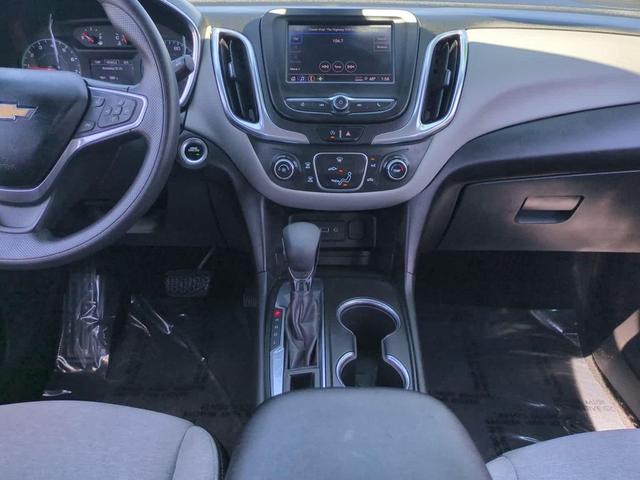 Photo of 2022 Summit White Chevrolet Equinox