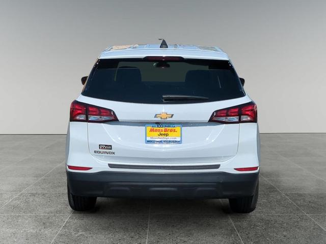 Photo of 2023 Summit White Chevrolet Equinox