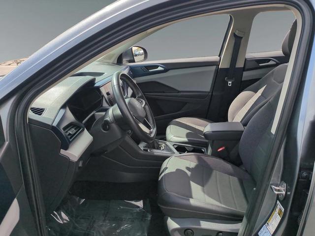 Photo of 2022 Platinum Gray Metallic Volkswagen Taos