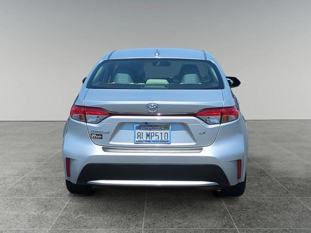 Photo of 2020 Classic Silver Metallic Toyota Corolla