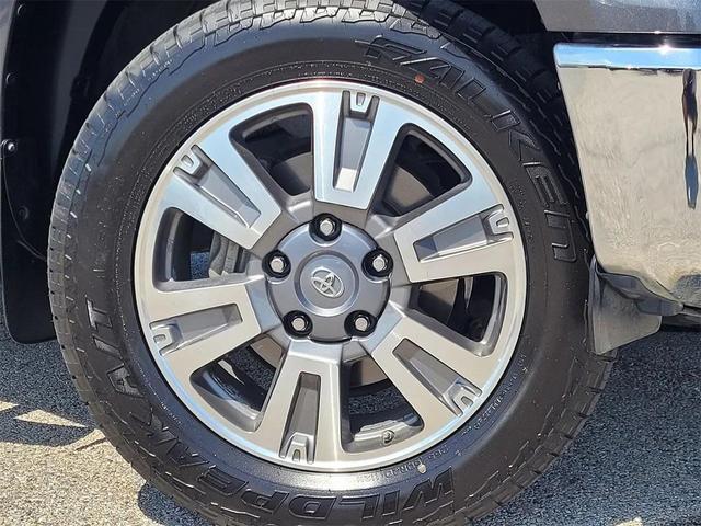 Photo of 2019 Magnetic Gray Metallic Toyota Tundra